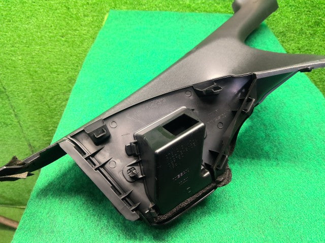 【中古】リーフ ZAA-ZE1 フロント ピラー