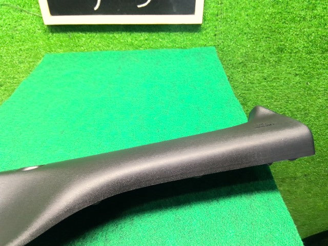 【中古】リーフ ZAA-ZE1 フロント ピラー