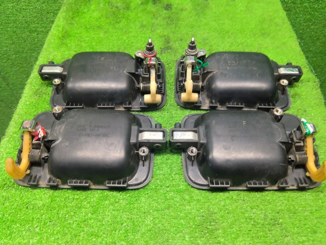 エブリィ アウターハンドル ABA-DA64W 82810-68H11-CPH