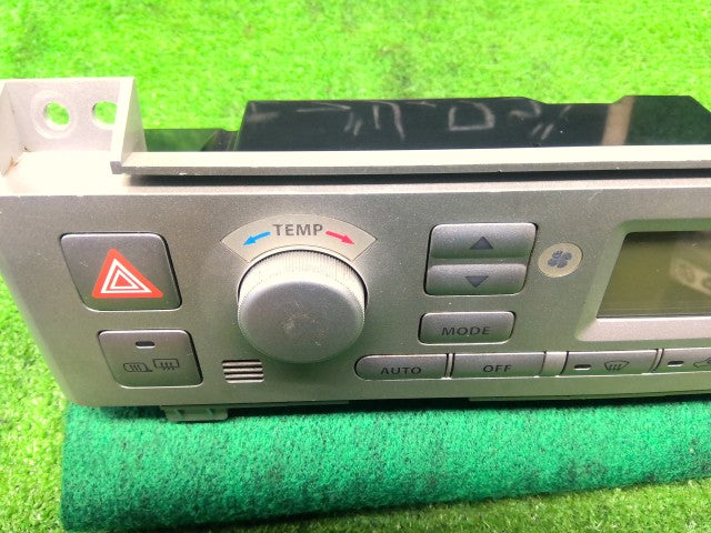 エブリィ Ａ／Ｃスイッチパネル ABA-DA64W 39510-68H50-ZL9