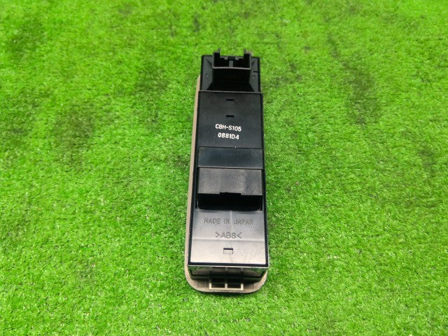エブリィ パワーウインドウスイッチ ABA-DA64W 37990-68H70-ZL9