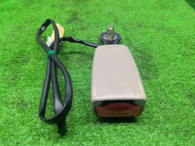 エブリィ ドライバーシートベルト ABA-DA64W 84910-68H12-R8H