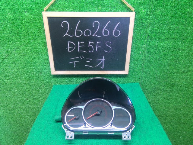 【中古】デミオ DBA-DE5FS スピードメーター D01P-55-471C