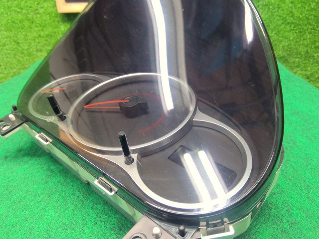 【中古】デミオ DBA-DE5FS スピードメーター D01P-55-471C