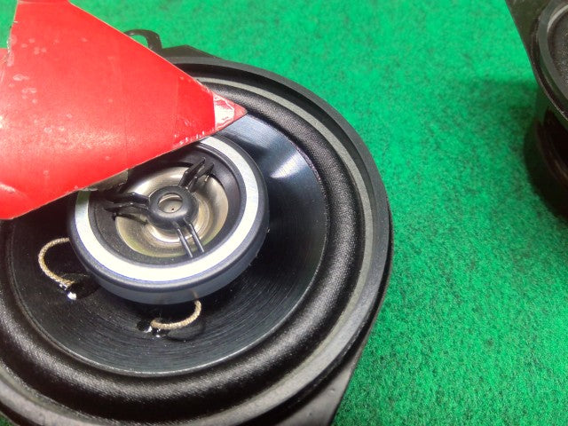 【中古】No2 ジムニー GF-JB23W スピーカー