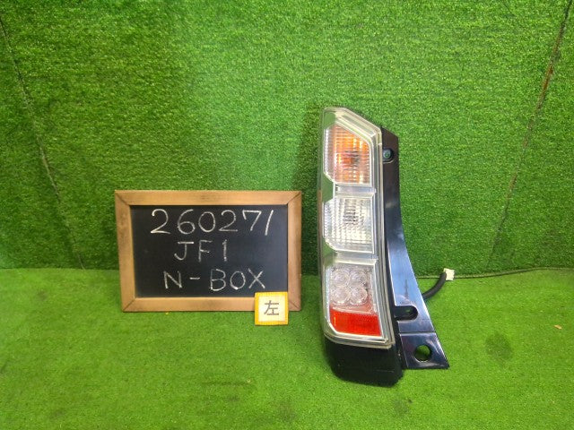 【中古】Ｎ－ＢＯＸ DBA-JF1 左テールランプ 33551-TY0-N01