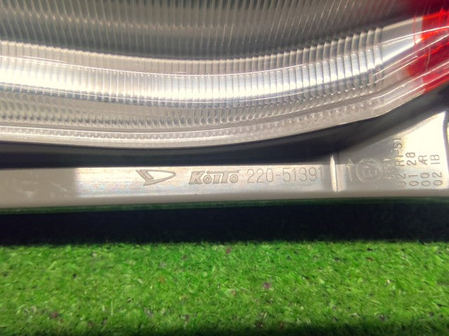 タント 右テールランプ DBA-LA600S 81551-B2350-