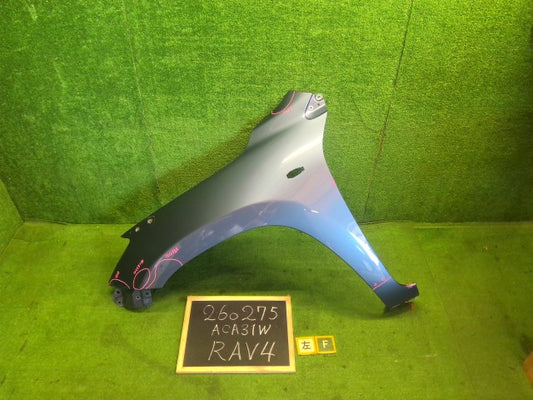 【中古】ＲＡＶ－４ DBA-ACA31W 左フロントフェンダー 53802-42160