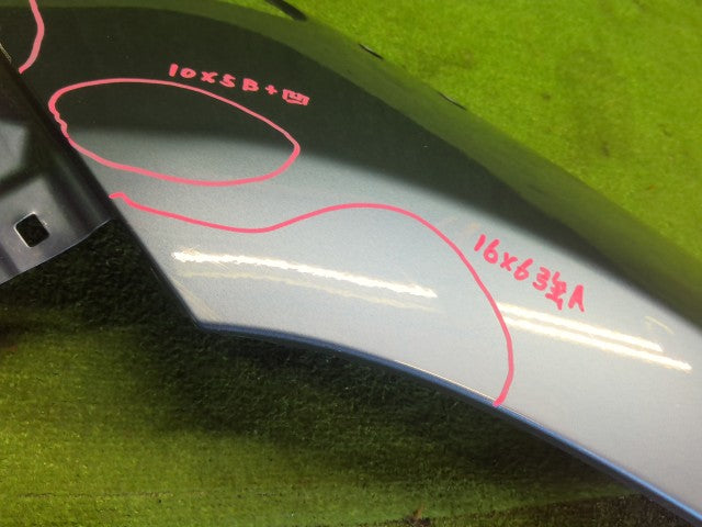 【中古】ＲＡＶ－４ DBA-ACA31W 左フロントフェンダー 53802-42160