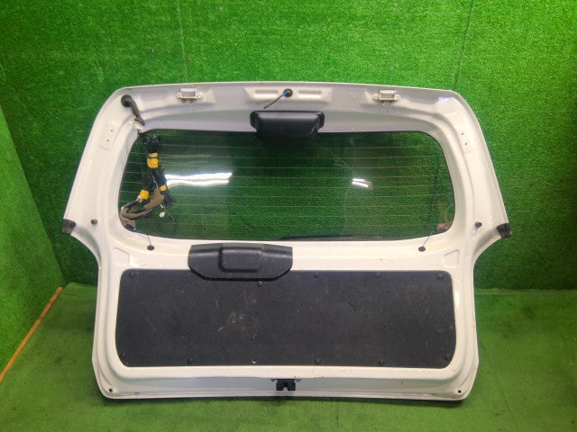 【中古】プロボックス DBE-NCP165V バックドアＡＳＳＹ 67005-52472