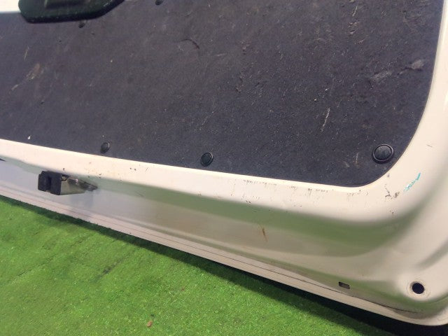 【中古】プロボックス DBE-NCP165V バックドアＡＳＳＹ 67005-52472