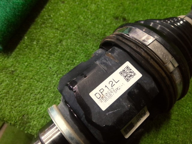 【中古】プロボックス DBE-NCP165V 左フロントドライブシャフト 43420-52271