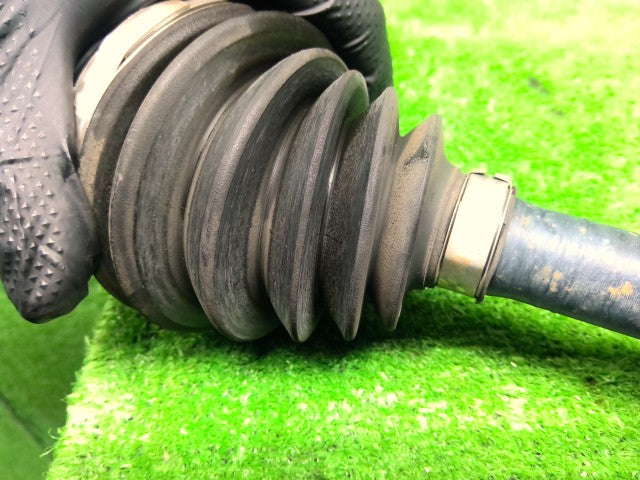 【中古】プロボックス DBE-NCP165V 左フロントドライブシャフト 43420-52271