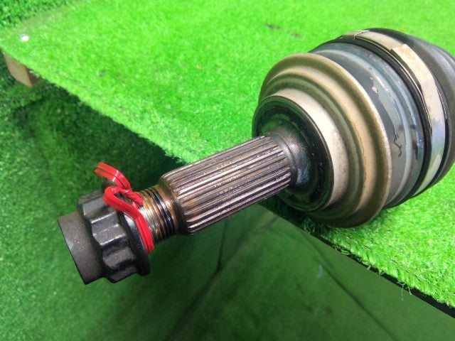 【中古】プロボックス DBE-NCP165V 左フロントドライブシャフト 43420-52271