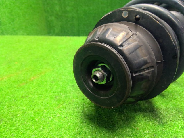 【中古】プロボックス DBE-NCP165V 左フロントストラット 48520-52B70