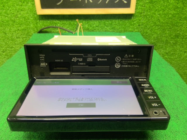 【中古】プロボックス DBE-NCP165V NSCD-W66 カーナビゲーション