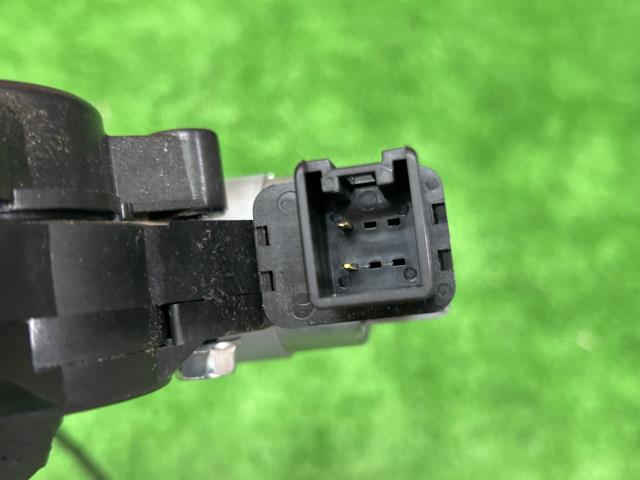 ＭＰＶ DBA-LY3P 左フロントドア レギュレータ