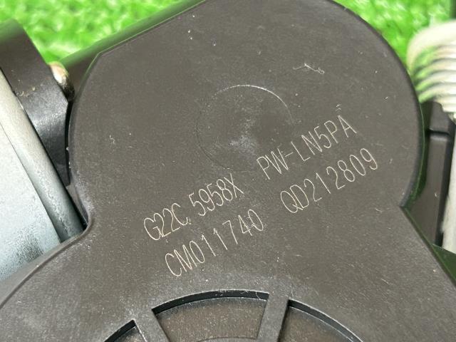 ＭＰＶ DBA-LY3P 左フロントドア レギュレータ