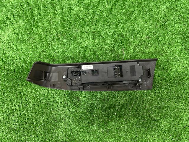 ＭＰＶ DBA-LY3P パワーウインドウスイッチ PWスイッチ