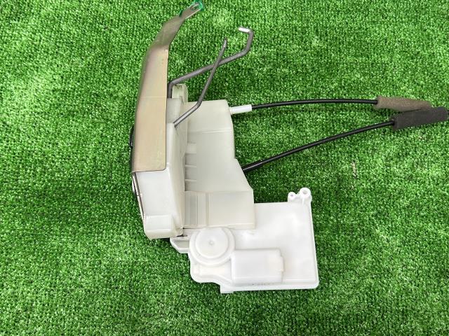 ＭＰＶ DBA-LY3P 右フロント ドアロック