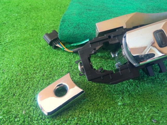 【中古】エクストレイル DBA-NT31 右フロント ドア