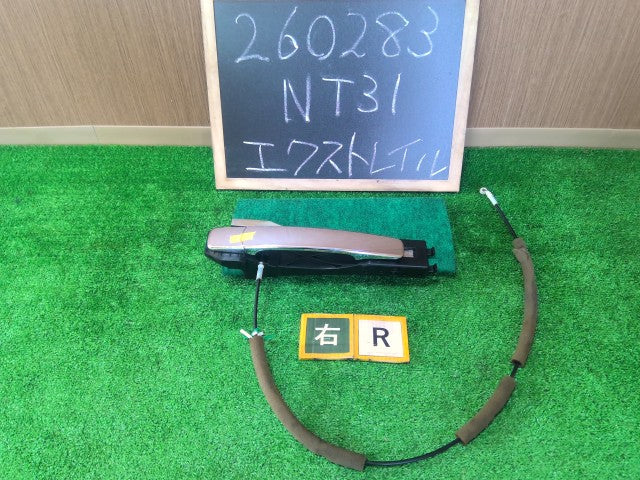 【中古】エクストレイル DBA-NT31 右リア アウター