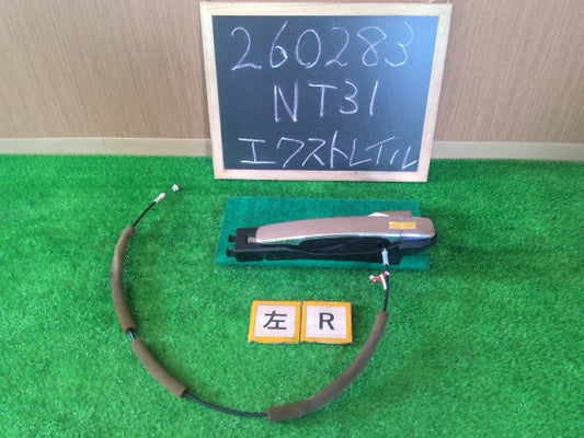 【中古】エクストレイル DBA-NT31 左リア ドア