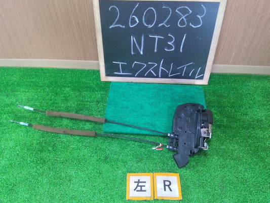【中古】エクストレイル DBA-NT31 左リア ドアロック