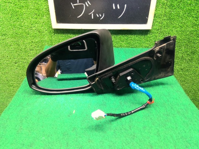 ヴィッツ 左サイドミラー DBA-NSP135 87940-52B30