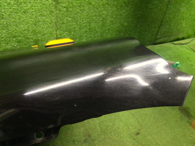 【中古】ハイラックスサーフ Y-KZN130W 右Ｆフェンダー 53811-35130 自社品番260291 204