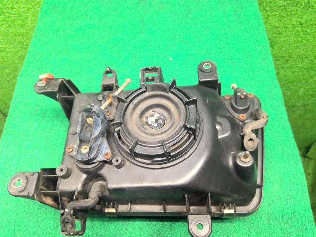 【中古】ハイラックスサーフ Y-KZN130W 左ヘッドランプＡＳＳＹ 81150-35090 自社品番260291 204