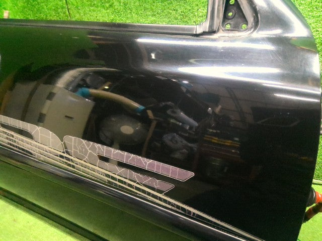 【中古】ハイラックスサーフ Y-KZN130W 右フロントドアＡＳＳＹ 67001-35450 自社品番260291 204