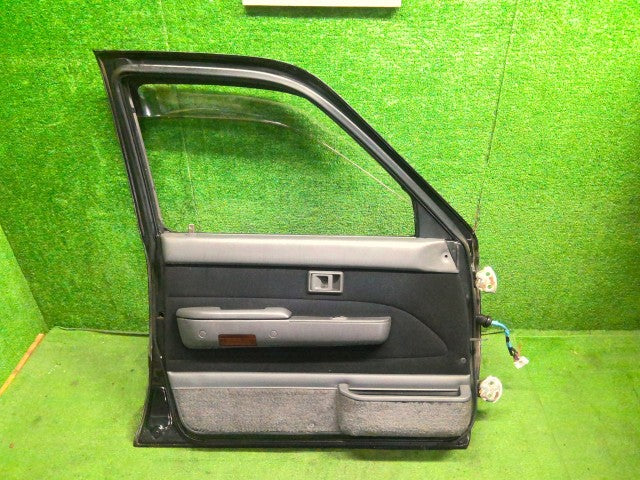 【中古】ハイラックスサーフ Y-KZN130W 左フロントドアＡＳＳＹ 67002-35440 自社品番260291 204