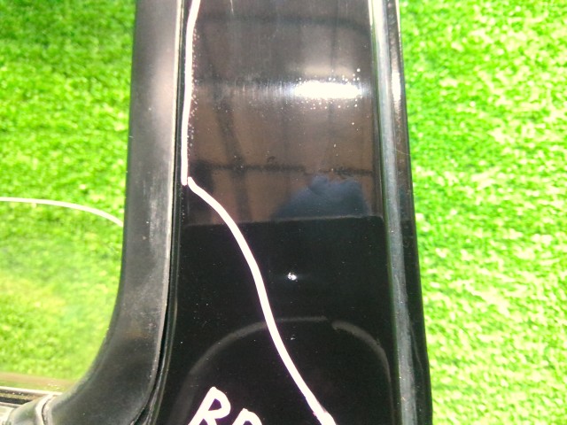 ハイラックスサーフ 右ＲドアＡＳＳＹ Y-KZN130W 67003-35050 204 自社品番260291 中古