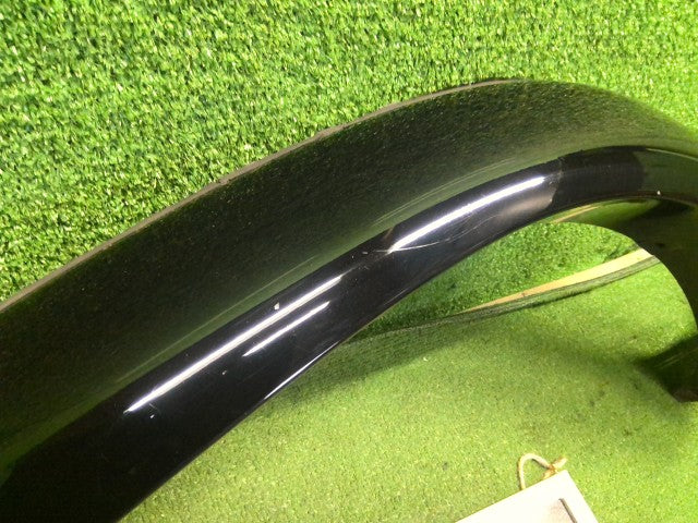 【中古】ハイラックスサーフ Y-KZN130W 右リアオーバーフェンダー 61681-35903 自社品番260291 204