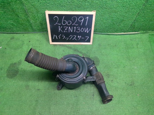 【中古】ハイラックスサーフ Y-KZN130W エアクリーナーＡＳＳＹ 17700-67080 自社品番260291 204