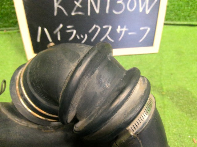 【中古】ハイラックスサーフ Y-KZN130W エアクリーナーＡＳＳＹ 17700-67080 自社品番260291 204