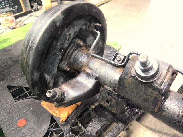 【中古】ハイラックスサーフ Y-KZN130W リア デフ ホーシングＡＳＳＹ 41110-26210 自社品番260291 204