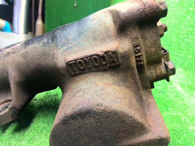 【中古】ハイラックスサーフ Y-KZN130W ステアリングギアボックス 44110-35240 自社品番260291 204