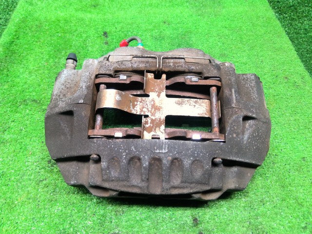 【中古】ハイラックスサーフ Y-KZN130W 右フロント キャリパー 44730-35090 自社品番260291 204
