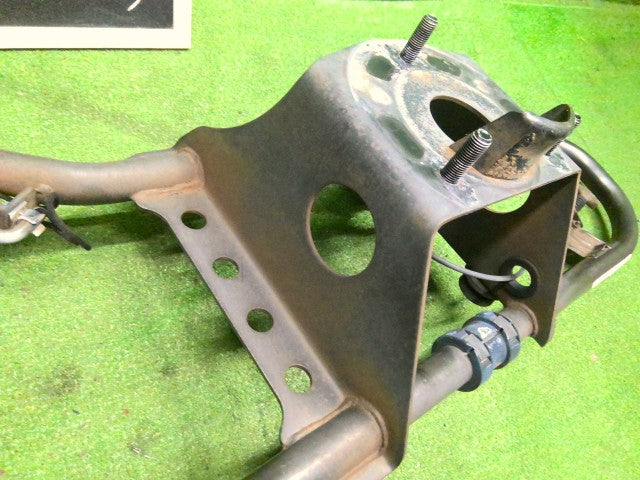 【中古】ハイラックスサーフ Y-KZN130W スペアタイヤキャリア 51900-35241 自社品番260291 204