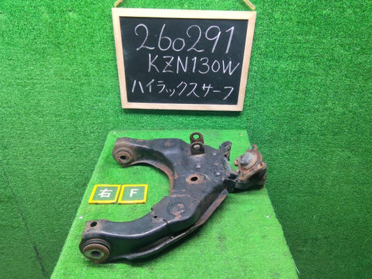 【中古】ハイラックスサーフ Y-KZN130W 右 フロント ロアアーム 48068-35050 自社品番260291 204