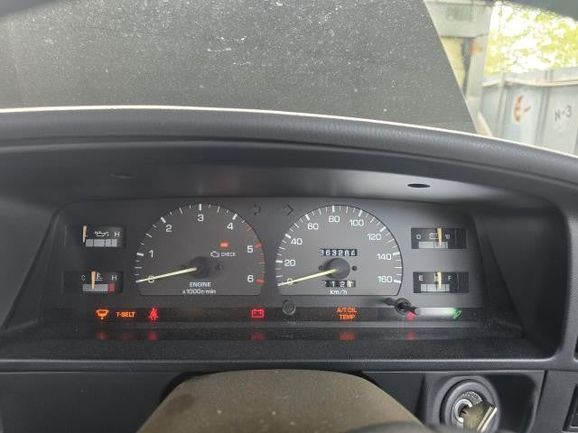 【中古】ハイラックスサーフ Y-KZN130W スピードメーター 83100-35700 自社品番260291 204