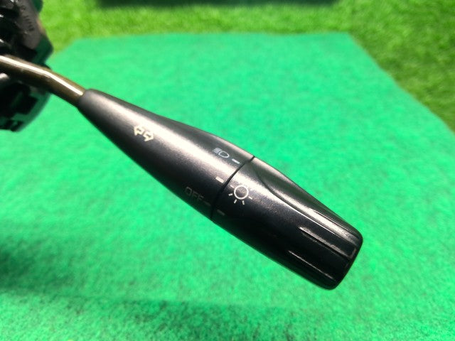 【中古】ハイラックスサーフ Y-KZN130W ディマースイッチ 84310-35440 自社品番260291 204