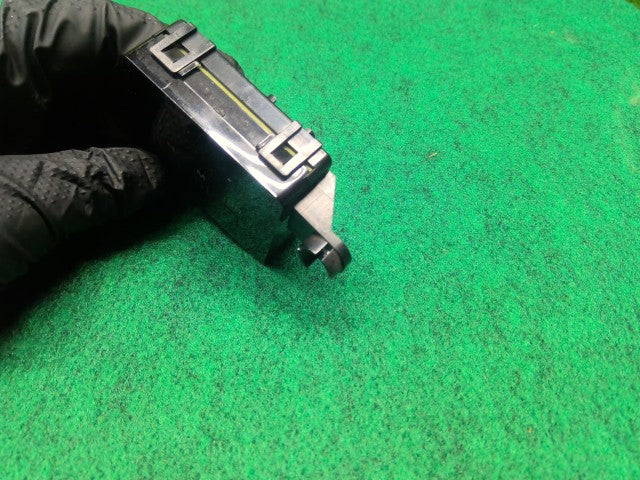【中古】ハイラックスサーフ Y-KZN130W 時計  自社品番260291 204
