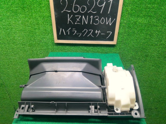 【中古】ハイラックスサーフ Y-KZN130W グローブＢＯＸ 55433-89109-B0 自社品番260291 204