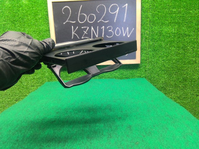 【中古】ハイラックスサーフ Y-KZN130W ドリンクホルダー 55620-89103 自社品番260291 204