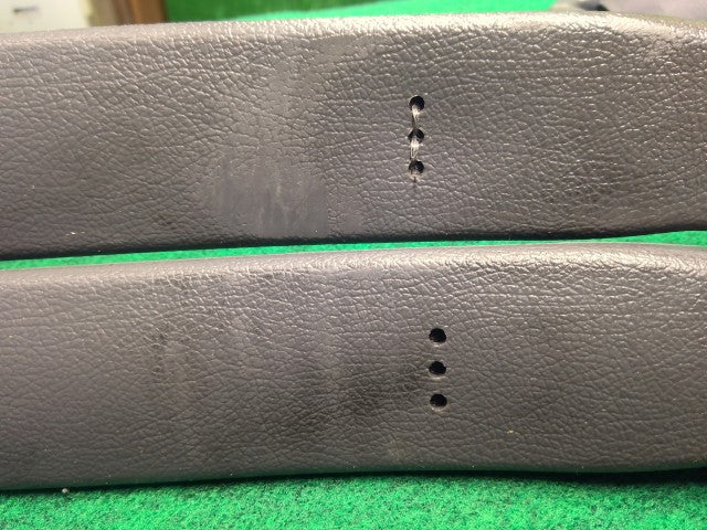 【中古】ハイラックスサーフ Y-KZN130W フロント シートベルト 73210-35030-B0 自社品番260291 204
