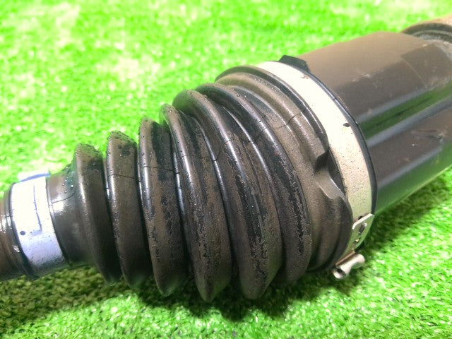 【中古】アクセラ DAA-BYEFP 右フロントドライブシャフト 右前