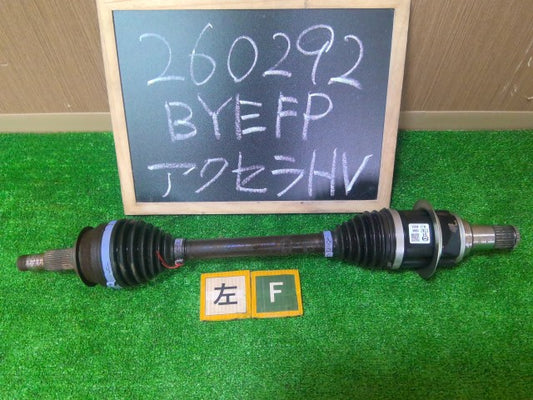 【中古】アクセラ DAA-BYEFP 左フロントドライブシャフト 左前